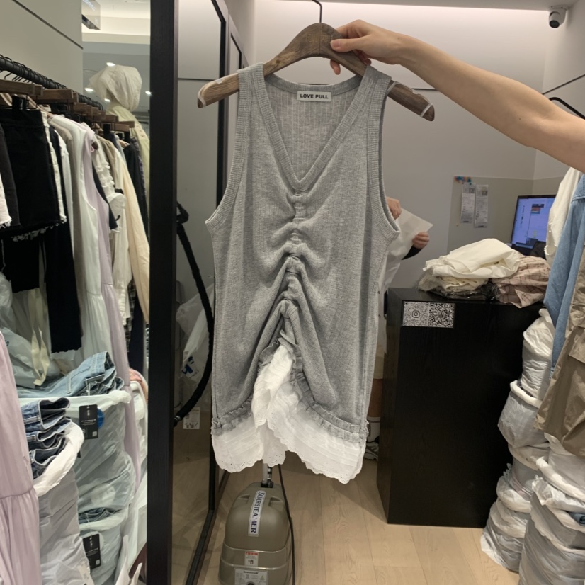 LOVE PULL韓國直郵㊣女裝新品人氣時尚休閑推薦吊帶背心褶皺LOVE PULL吊帶/背心圖色2