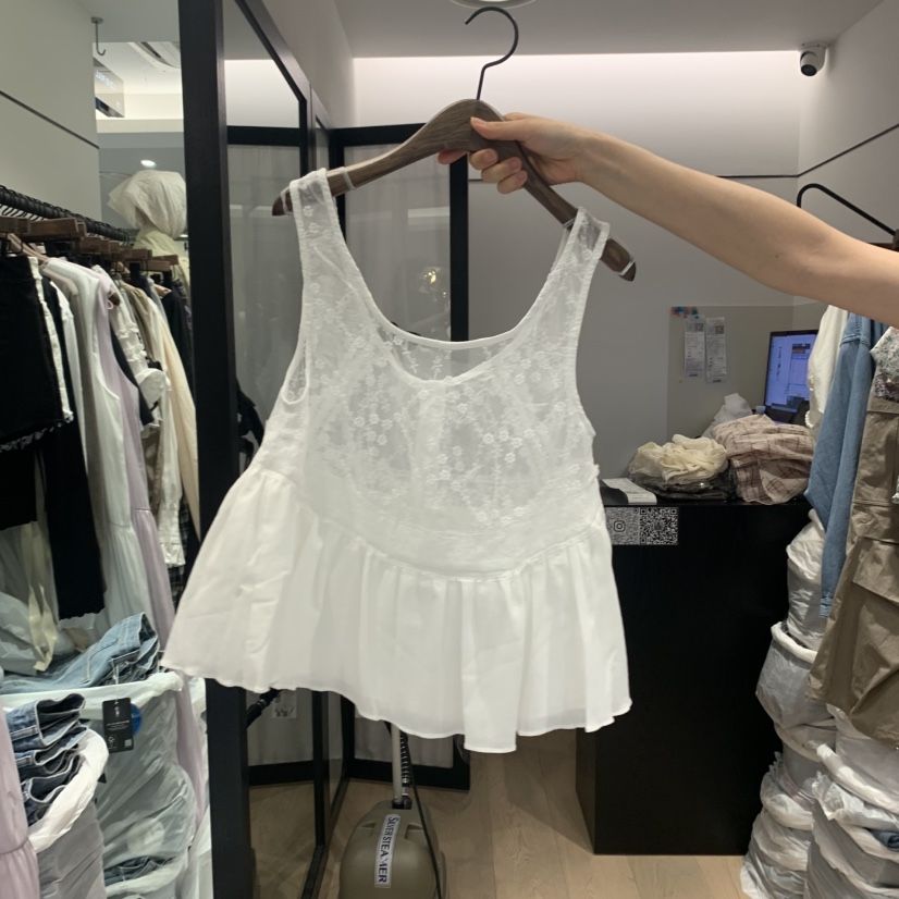 LOVE PULL直郵韓國代購㊣女裝新款人氣熱賣時尚吊帶背心刺繡LOVE PULL吊帶/背心