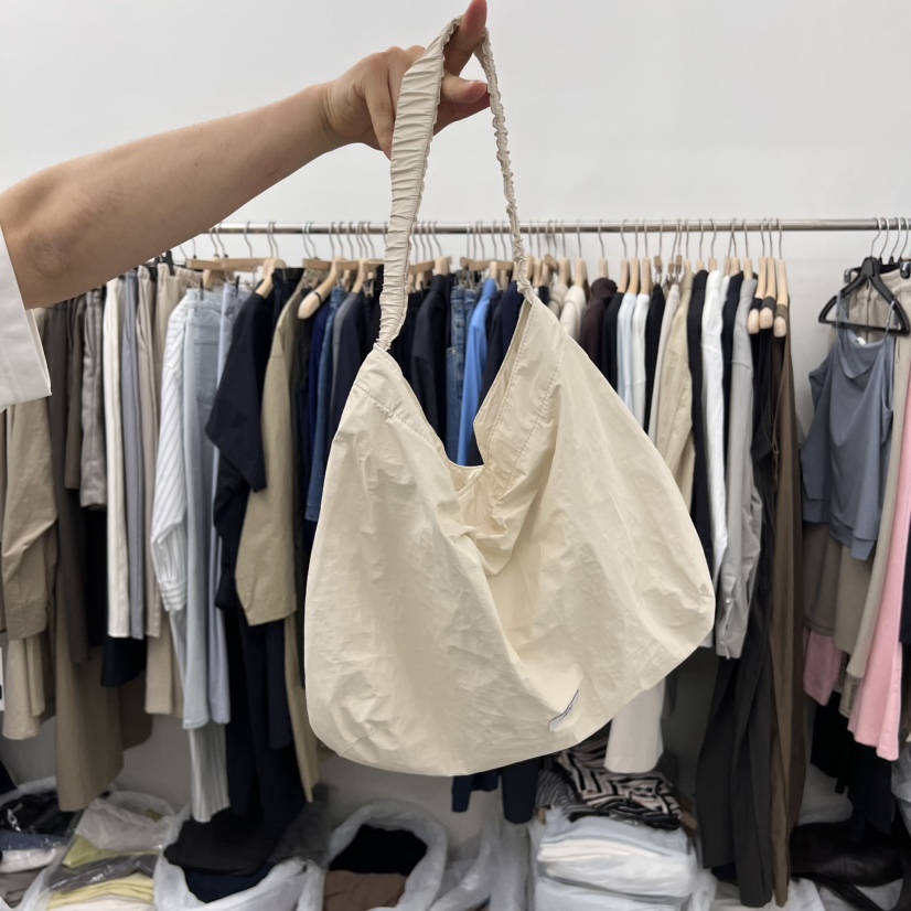 IDEE-A直郵韓國代購㊣女裝新品人氣熱賣25春夏時尚單肩斜跨包IDEE-A單肩/斜跨包