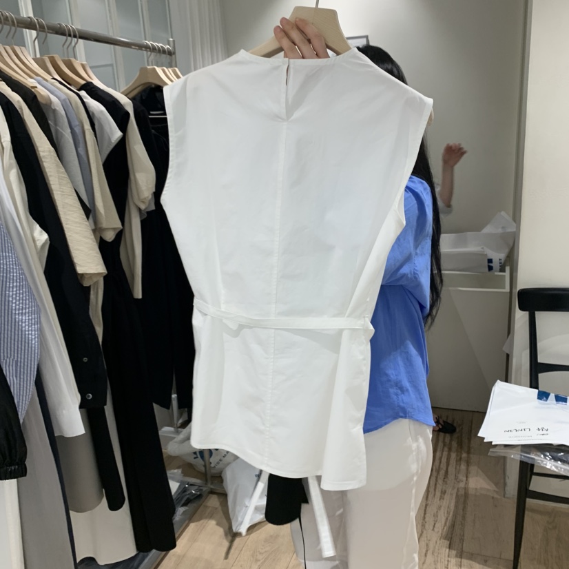 MONIQUE韓國直郵㊣東大門實拍女裝新款休閑時尚吊帶背心含腰繩MONIQUE吊帶/背心