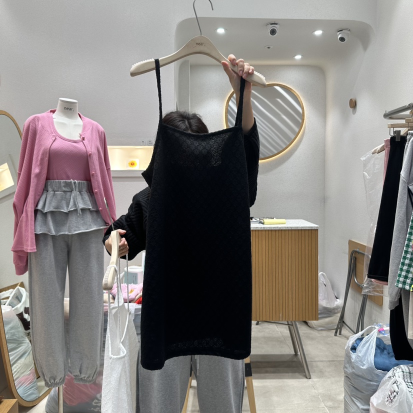 NEAR直郵韓國代購㊣女裝新款推薦人氣時尚熱賣休閑吊帶背心NEAR吊帶/背心圖色2