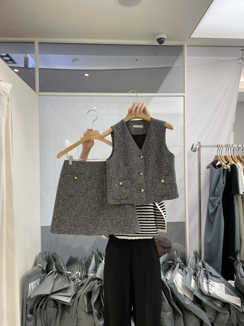 MER直郵韓國代購㊣女裝新品時尚人氣25春夏推薦休閑熱賣套裝MER/ANGELO BIANCO套裝圖色2