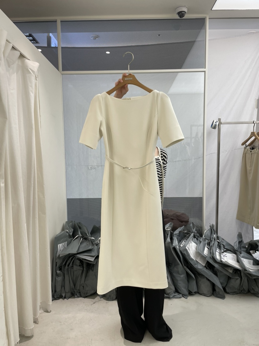 MER韓國直郵㊣東大門實拍女裝新品人氣推薦熱賣連衣裙含腰帶MER/ANGELO BIANCO連衣裙圖色3
