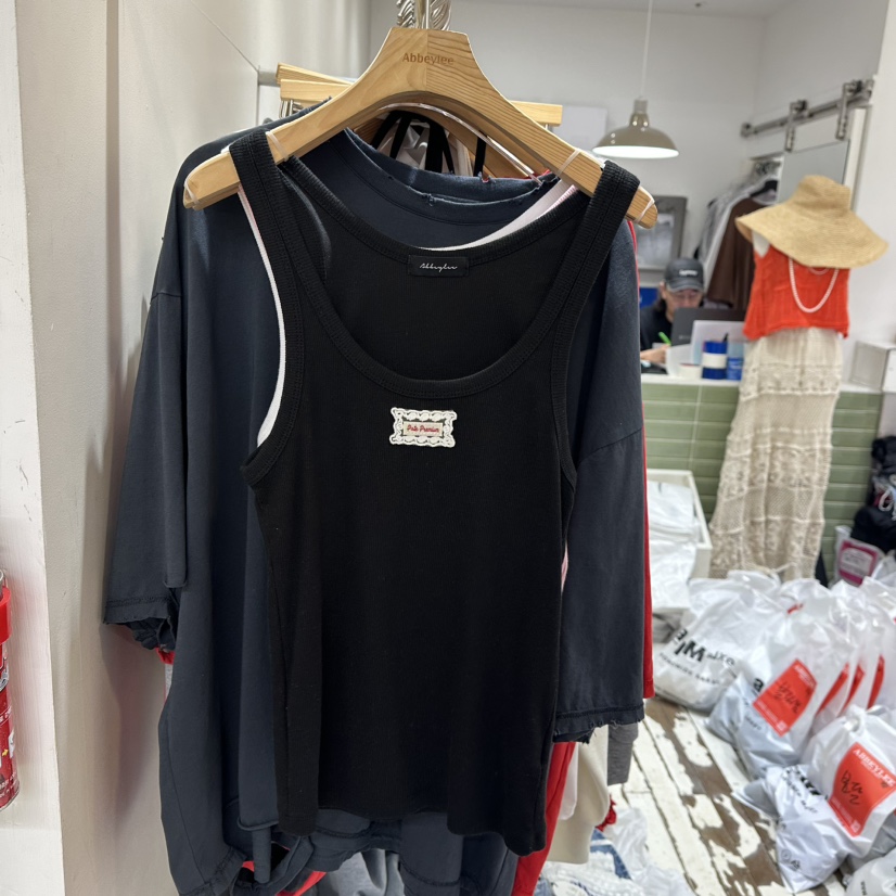 ABBEYLEE韓國直郵㊣東大門實拍女裝新品推薦人氣熱賣吊帶背心ABBEYLEE吊帶/背心圖色2