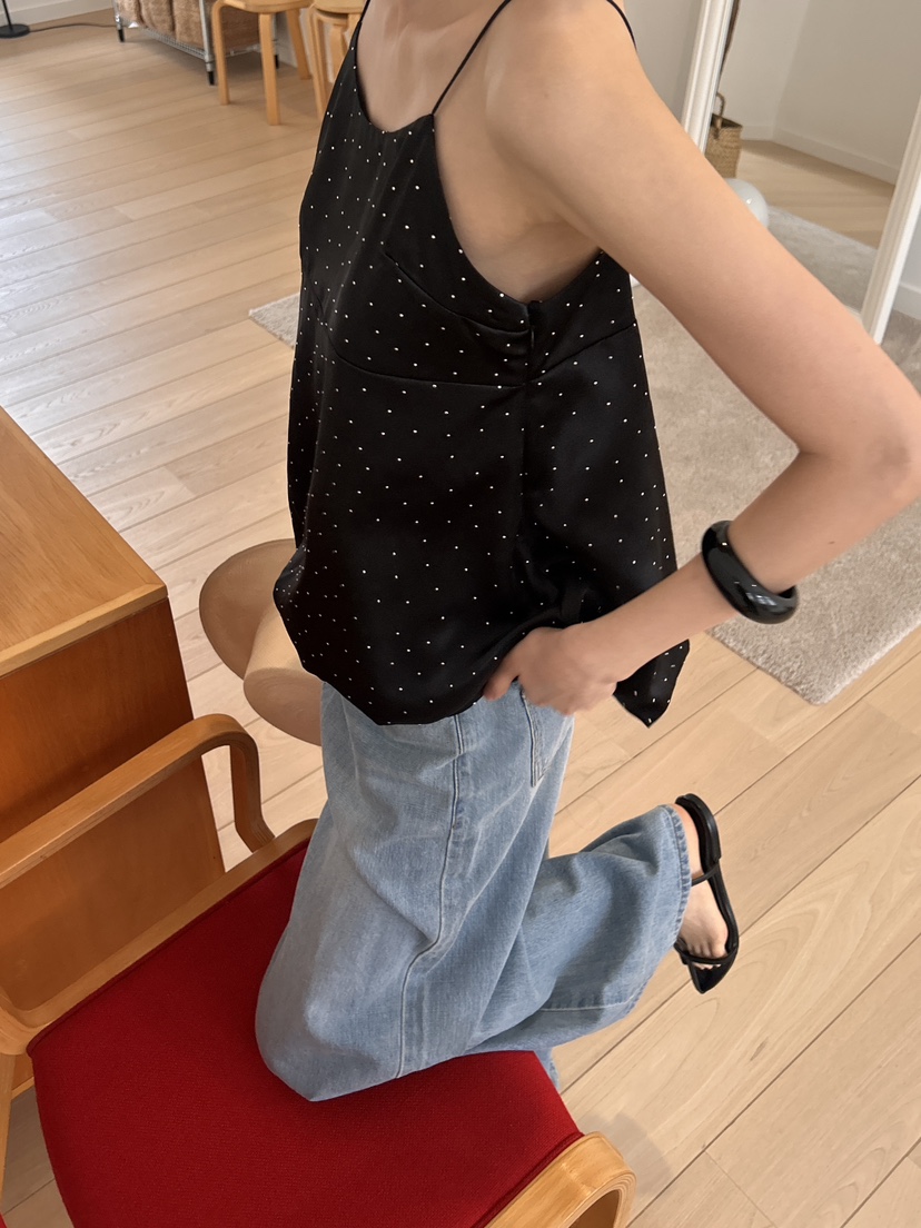 ME MO韓國直郵㊣東大門實拍女裝新品時尚熱賣吊帶背心緊身ME MO吊帶/背心