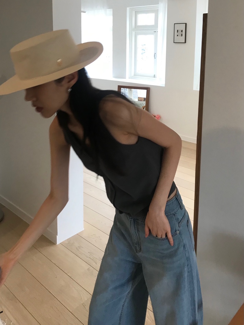 ME MO韓國直郵㊣東大門實拍女裝新款熱賣25春夏時尚人氣馬甲ME MO馬甲
