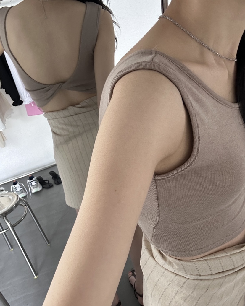 HOWDY韓國㊣直郵東大門代購女裝新品時尚人氣熱賣推薦吊帶背心howdy吊帶/背心