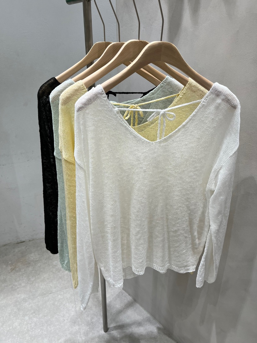 EVERCOMMERCE METICULOUSLY DESIGNED韓國㊣直郵東大門代購女裝新品人氣針織衫EVERCOMMERCE METICULOUSLY DESIGNED針織衫