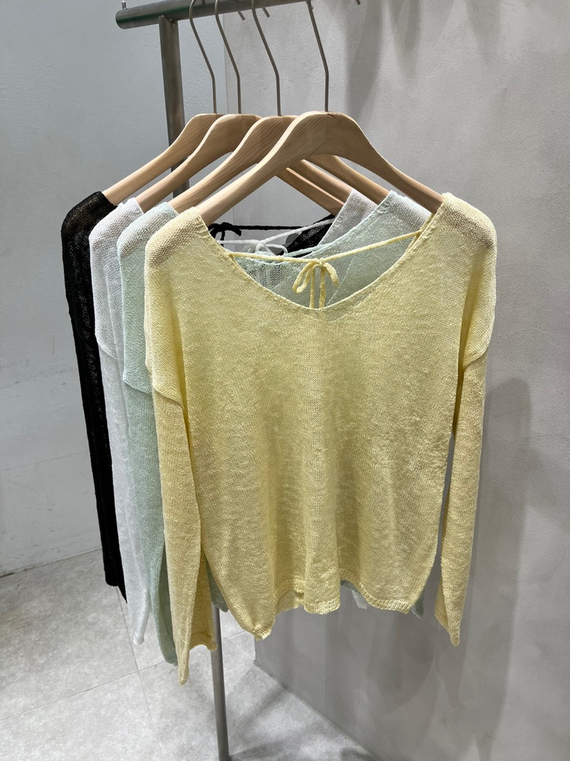 EVERCOMMERCE METICULOUSLY DESIGNED韓國㊣直郵東大門代購女裝新品人氣針織衫EVERCOMMERCE METICULOUSLY DESIGNED針織衫