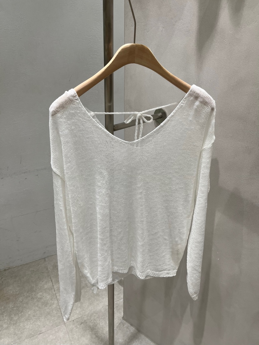 EVERCOMMERCE METICULOUSLY DESIGNED韓國㊣直郵東大門代購女裝新品人氣針織衫EVERCOMMERCE METICULOUSLY DESIGNED針織衫圖色2