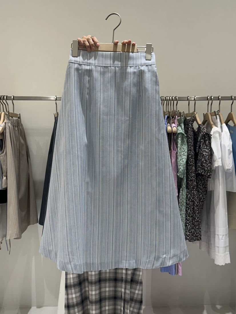 LUCIA直郵韓國代購㊣女裝新品25春夏人氣休閑熱賣推薦時尚長裙LUCIA長裙圖色2