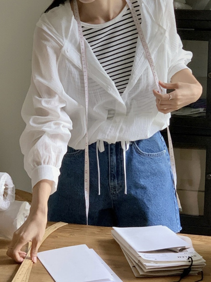 WOOD韓國直郵㊣女裝新款推薦人氣熱賣時尚襯衫蕾絲衫連帽衫WOOD襯衫/蕾絲衫圖色2