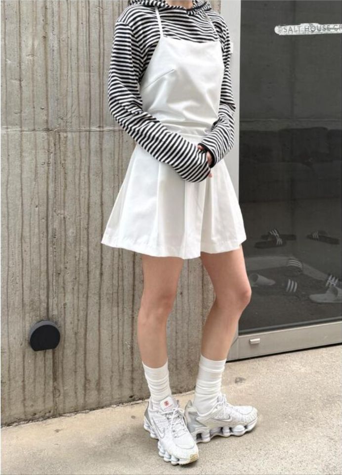 LIVE FOREVER韓國㊣直郵東大門代購女裝新品熱賣連衣裙不含內搭LIVE FOR_EVER連衣裙