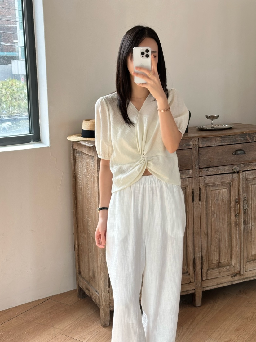 LE VASE韓國直郵㊣東大門實拍女裝新款時尚25春夏襯衫蕾絲衫LE VASE襯衫/蕾絲衫
