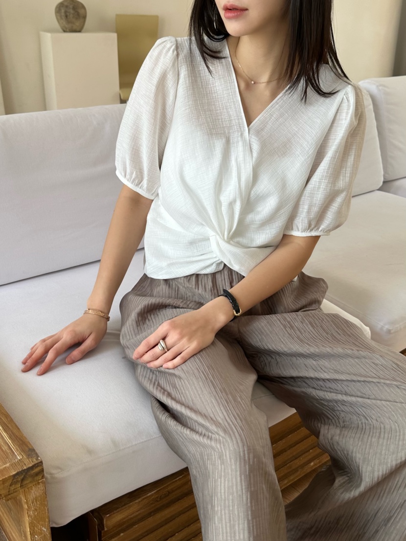 LE VASE韓國直郵㊣東大門實拍女裝新款時尚25春夏襯衫蕾絲衫LE VASE襯衫/蕾絲衫