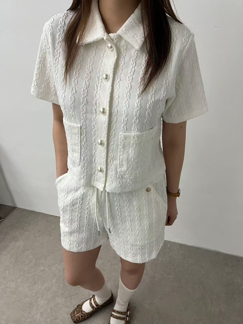 J CRANE-A韓國直郵㊣東大門實拍女裝新品25春夏針織衫荷葉邊開衫J CRANE針織衫圖色2