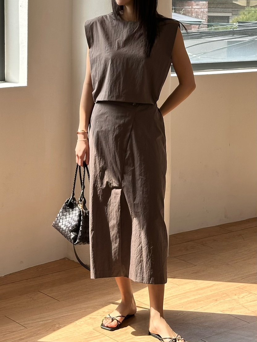 LE VASE韓國㊣直郵東大門代購女裝新品休閑時尚25春夏長裙LE VASE長裙圖色2