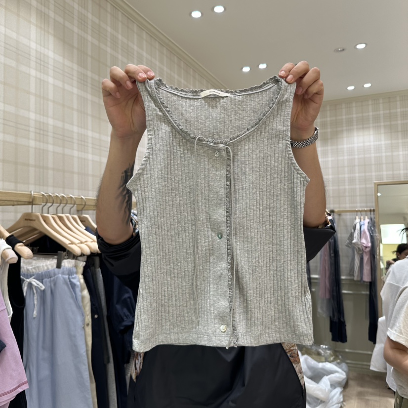 OURMOMENT韓國直郵㊣東大門實拍女裝新品推薦休閑時尚吊帶背心OURMOMENT吊帶/背心圖色3