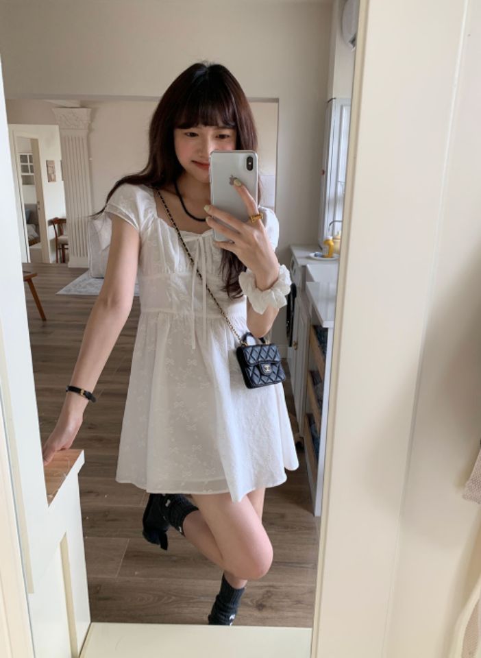 STAY HERE韓國直郵㊣女裝新款人氣時尚25春夏熱賣連衣裙蕾絲STAY HERE連衣裙