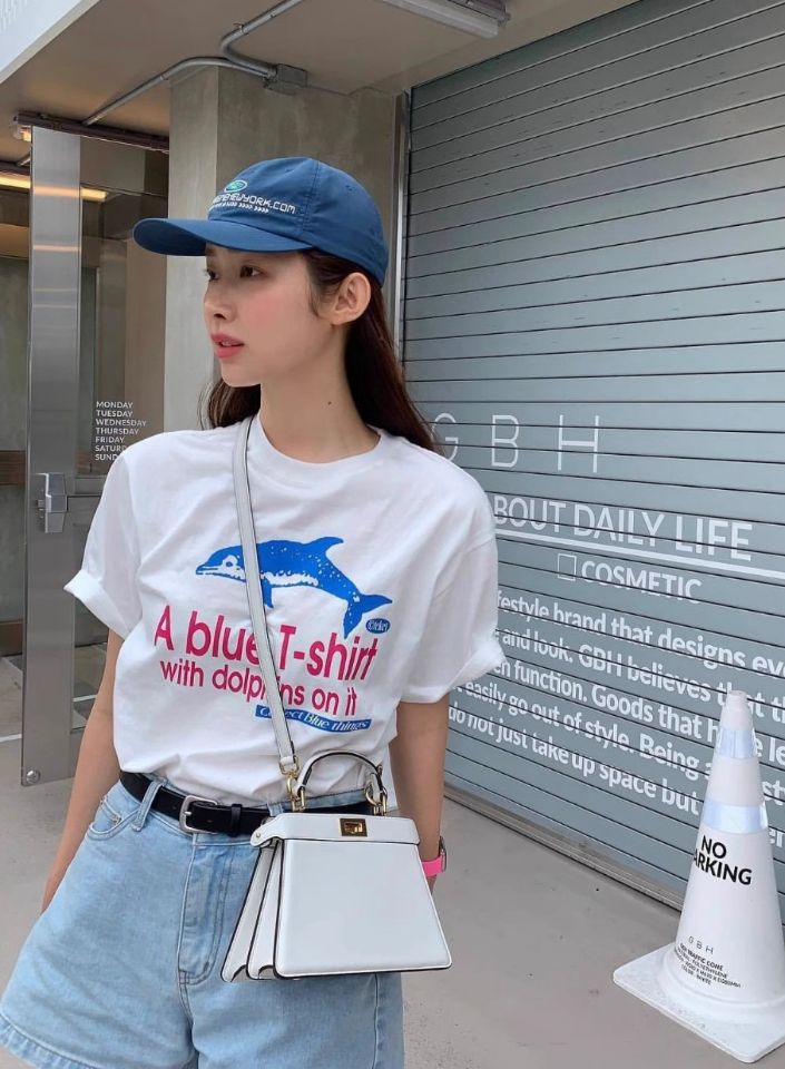 STAY HERE韓國直郵㊣東大門實拍女裝新款人氣休閑熱賣時尚T恤STAY HERET恤