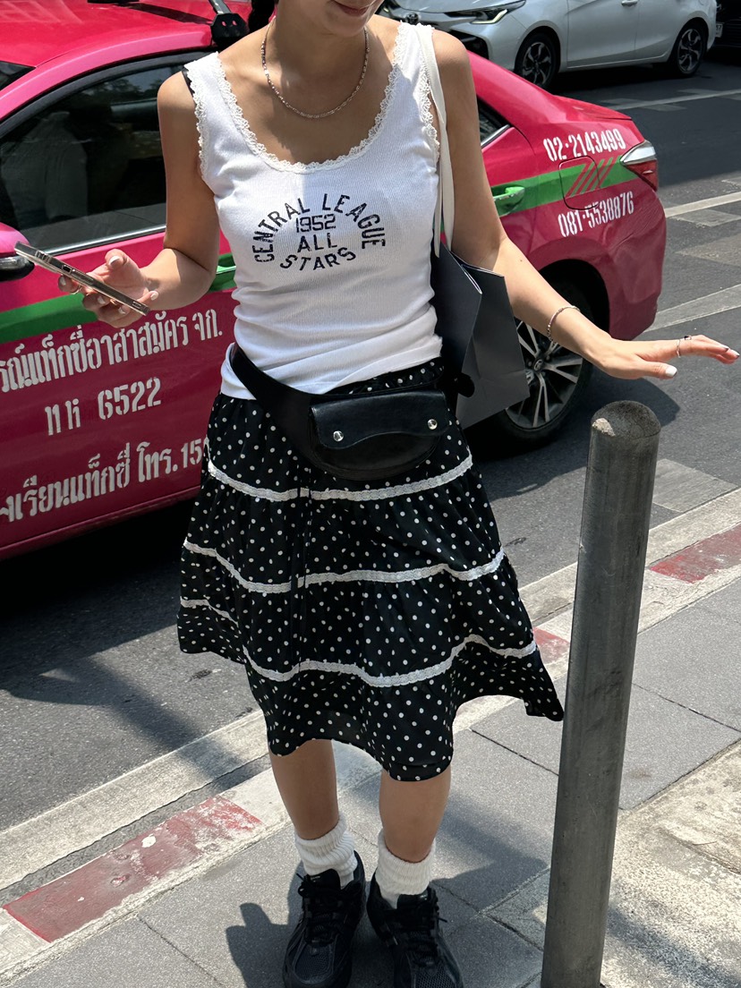SUNDER MARKET韓國㊣直郵東大門代購女裝新品人氣吊帶背心SUNDER MARKET吊帶/背心圖色3