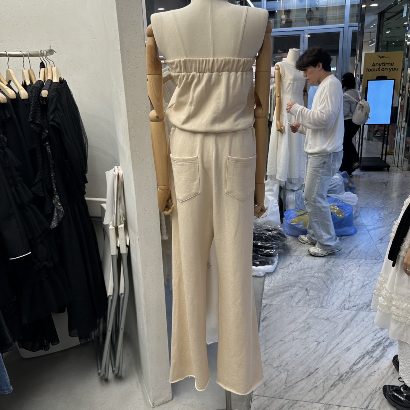FOUNDATION韓國直郵㊣東大門實拍女裝新款時尚人氣25春夏連體褲FOUNDATION連體褲