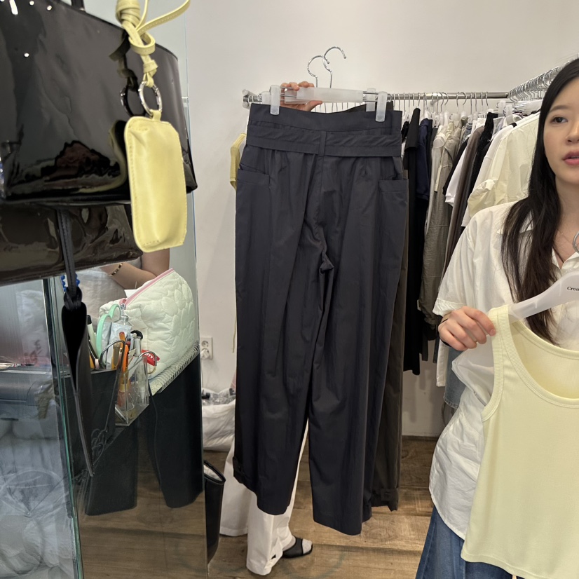 CREAM VILLA(此品牌名稱會遭售假投訴,建議淘寶店鋪商品名稱中不要使用)直郵韓國代購㊣女裝新品時尚休閑褲含腰帶CREAMVILLA休閑褲
