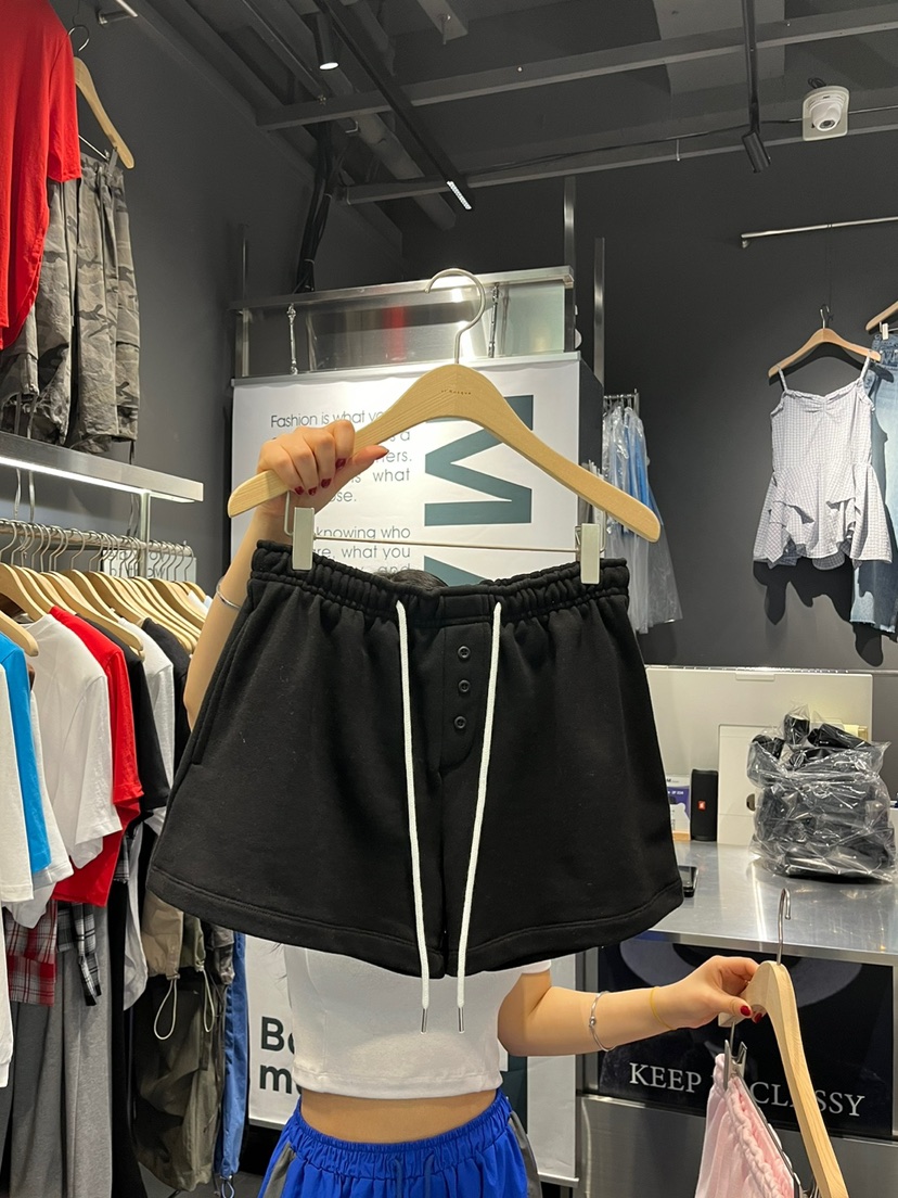 EL BOSQUE韓國直郵㊣女裝新品休閑時尚推薦人氣熱賣25春夏短褲EL BOSQUE短褲圖色3