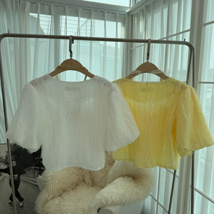 VICTORIA QUEEN直郵韓國代購㊣女裝新款休閑襯衫蕾絲衫不含配飾VICTORIA QUEEN襯衫/蕾絲衫