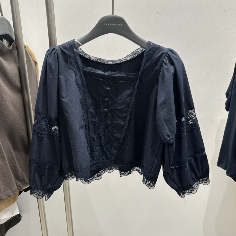TARABY MOTION韓國㊣直郵東大門代購女裝新品人氣襯衫蕾絲衫TARABY MOTION襯衫/蕾絲衫圖色2