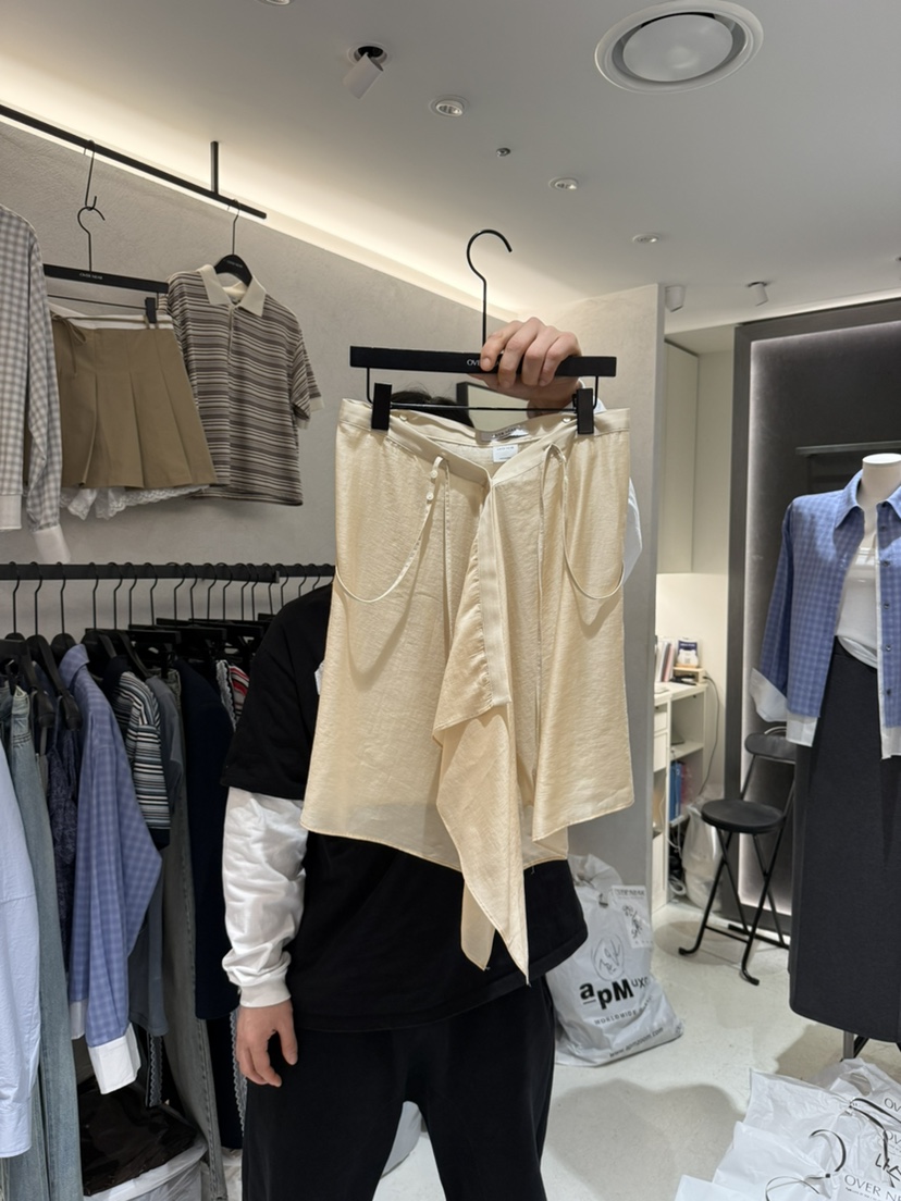 OVER NEAP韓國直郵㊣女裝新品推薦時尚休閑25春夏半身裙中短裙OVER NEAR半身裙/中短裙圖色1