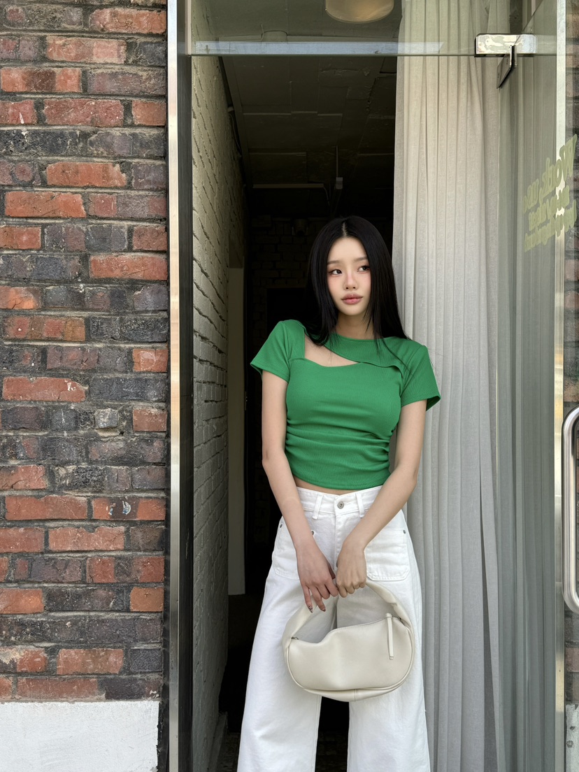 FOUREIGHT韓國㊣直郵東大門代購女裝新品人氣推薦熱賣T恤腰帶FOUR EIGHTT恤