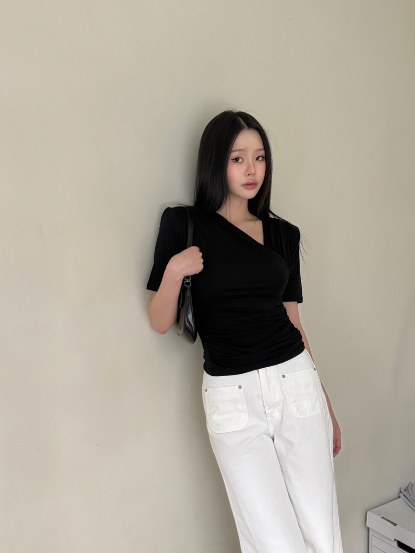 FOUREIGHT韓國㊣直郵東大門代購女裝新品休閑時尚熱賣T恤褶皺FOUR EIGHTT恤