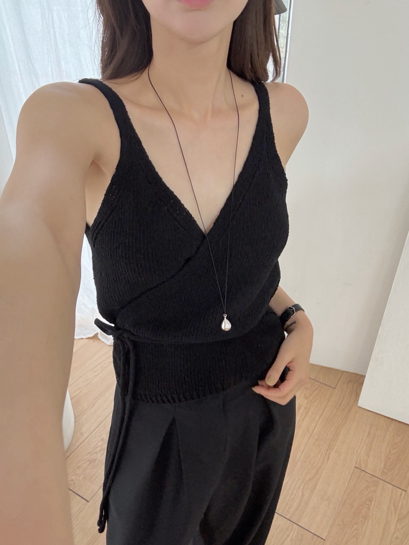 ALATE直郵韓國代購㊣女裝新品熱賣人氣25春夏時尚吊帶背心V領LEGACY吊帶/背心