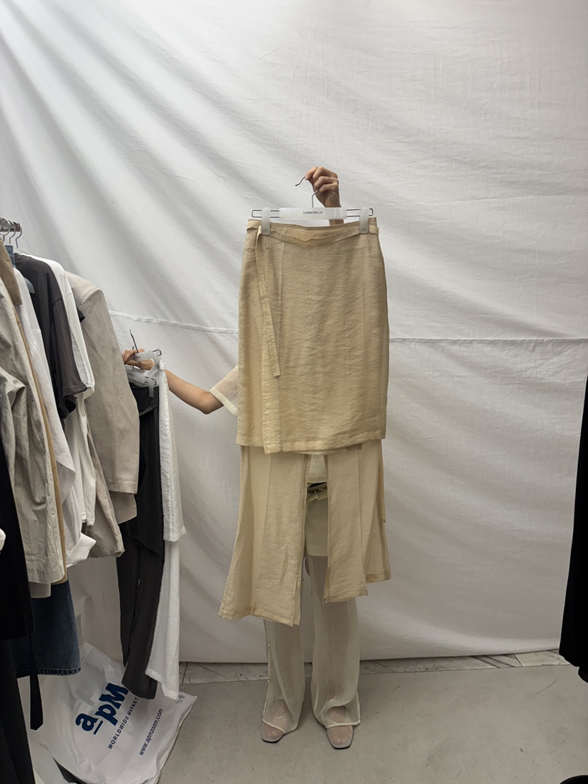 LONDON FLAT韓國直郵㊣東大門實拍女裝新品25春夏裙褲透視LONDON FLAT裙褲圖色2