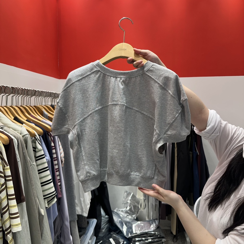 ATPZ韓國直郵㊣東大門實拍女裝新品人氣時尚推薦休閑T恤泡泡袖ATTENTION PLEAEST恤