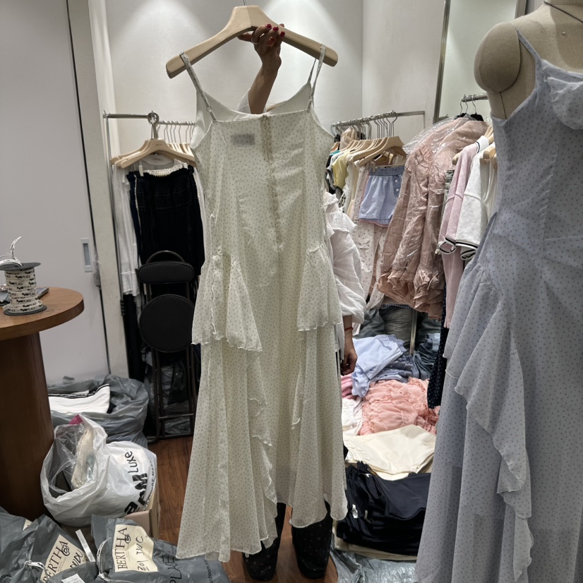 BERTHA直郵韓國代購㊣女裝新款25春夏休閑連衣裙荷葉邊長款BERTHA連衣裙