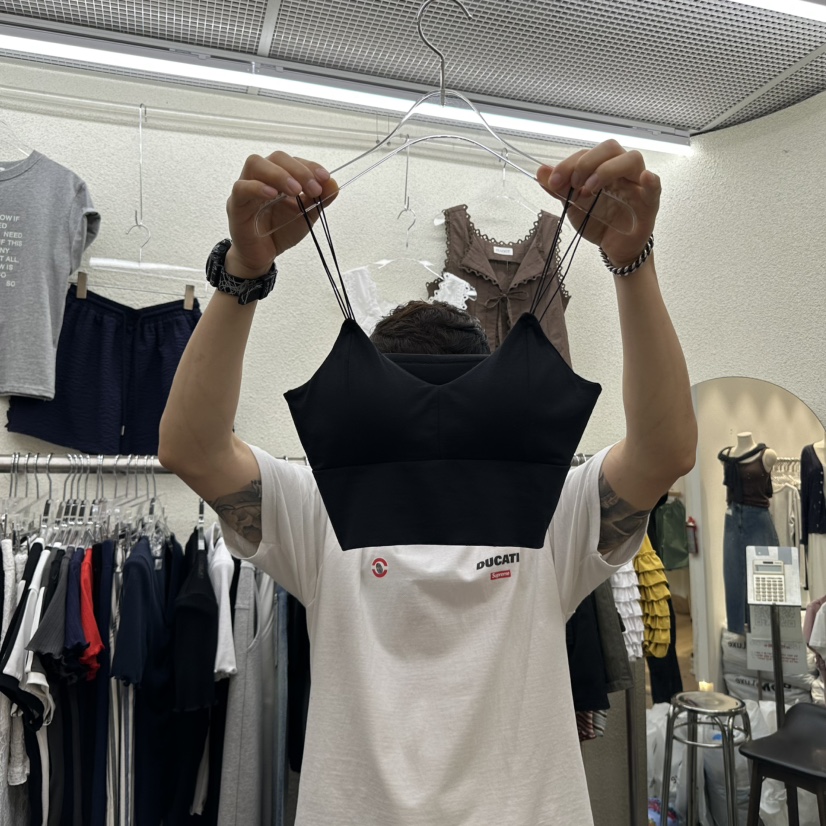 MAGOT直郵韓國代購㊣女裝新款時尚休閑25春夏熱賣人氣吊帶背心IIIΛGOT/MAGOT吊帶/背心圖色2