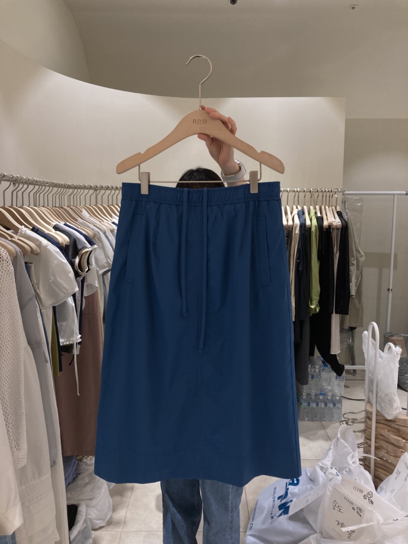 FLEUR-P韓國直郵㊣女裝新品25春夏休閑熱賣半身裙中短裙綁帶FLEUR半身裙/中短裙圖色2