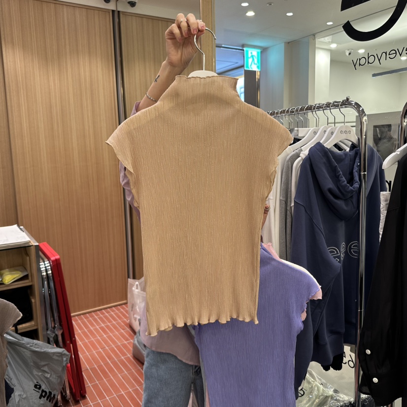 E/E/E韓國直郵㊣女裝新品25春夏休閑推薦熱賣時尚T恤褶皺E/E/ET恤圖色5
