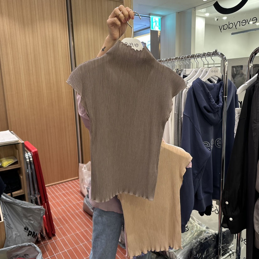 E/E/E韓國直郵㊣女裝新品25春夏休閑推薦熱賣時尚T恤褶皺E/E/ET恤圖色6