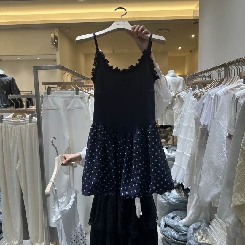 RE STYLE-Q韓國直郵㊣東大門實拍女裝新款熱賣休閑吊帶背心RE STYLE吊帶/背心圖色2