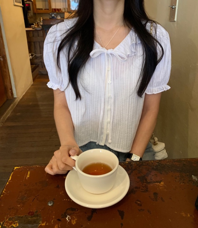 FRILL-T韓國直郵㊣女裝新款時尚人氣熱賣休閑推薦襯衫蕾絲衫FRILL-T襯衫/蕾絲衫