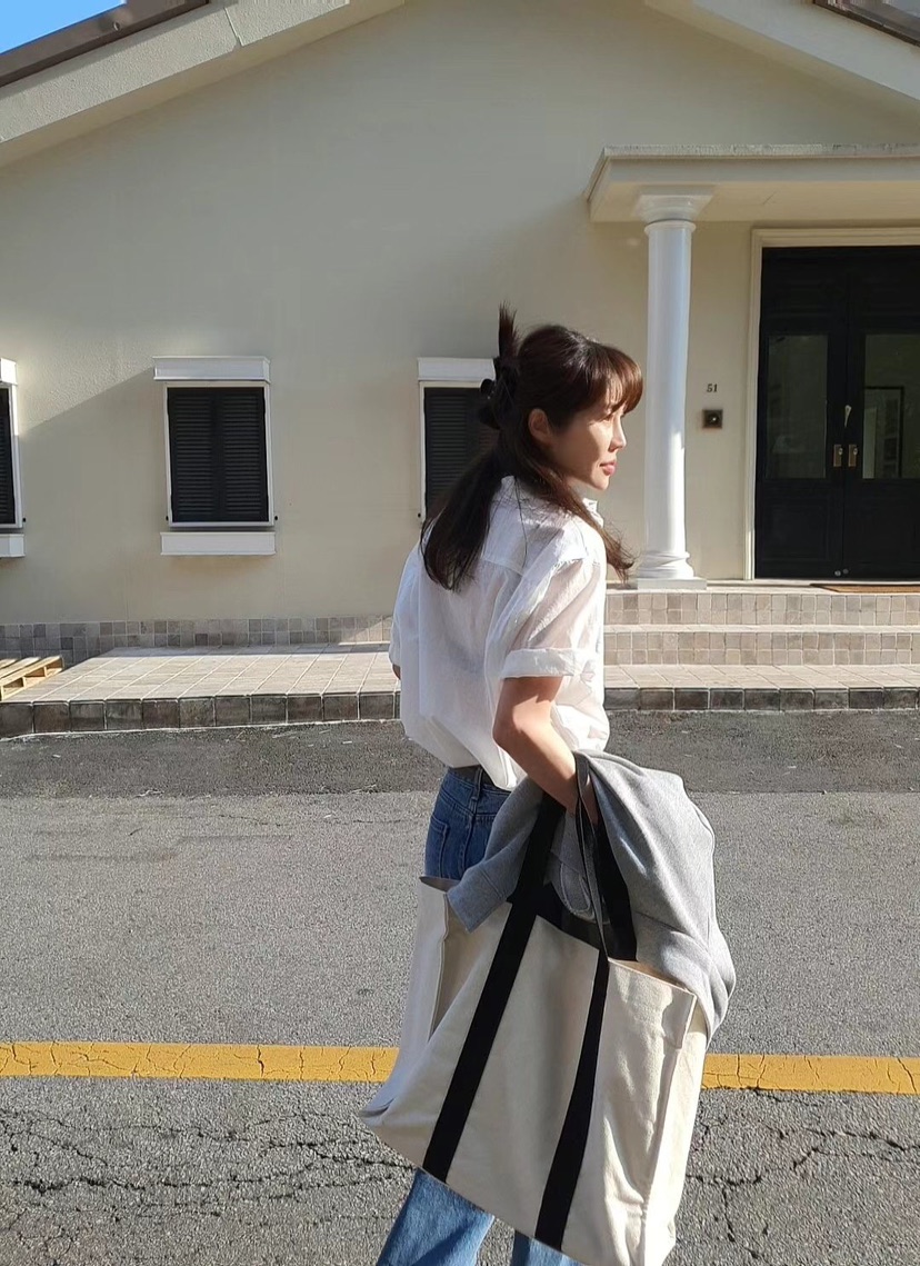 GENTLE B韓國直郵㊣東大門實拍女裝新品熱賣人氣襯衫蕾絲衫GENTLE B襯衫/蕾絲衫