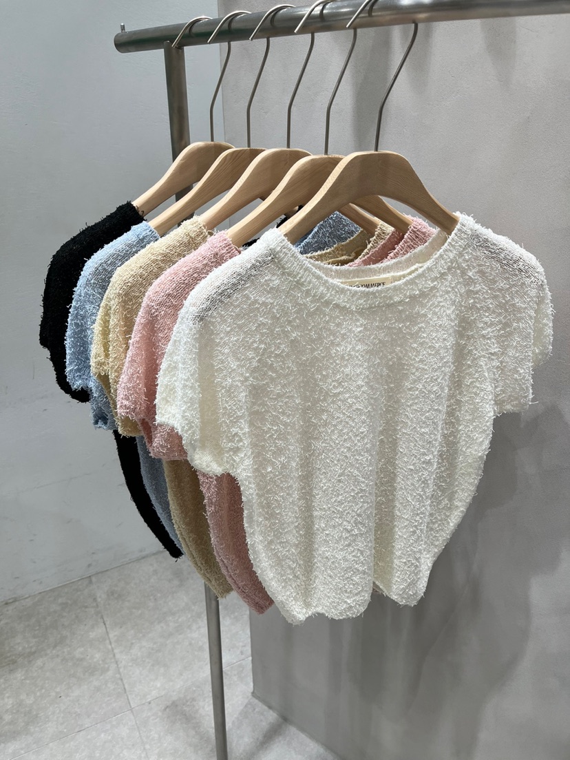 EVERCOMMERCE METICULOUSLY DESIGNED韓國㊣直郵東大門代購女裝新品時尚針織衫EVERCOMMERCE METICULOUSLY DESIGNED針織衫