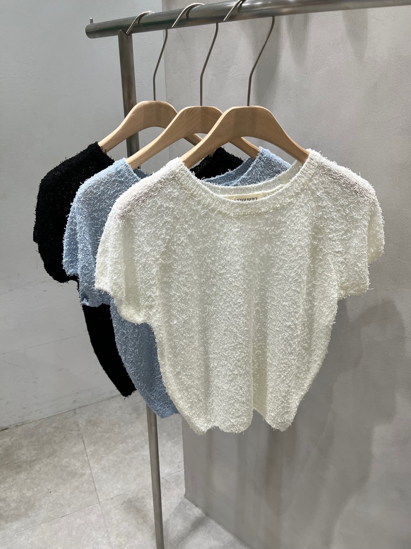 EVERCOMMERCE METICULOUSLY DESIGNED韓國㊣直郵東大門代購女裝新品時尚針織衫EVERCOMMERCE METICULOUSLY DESIGNED針織衫