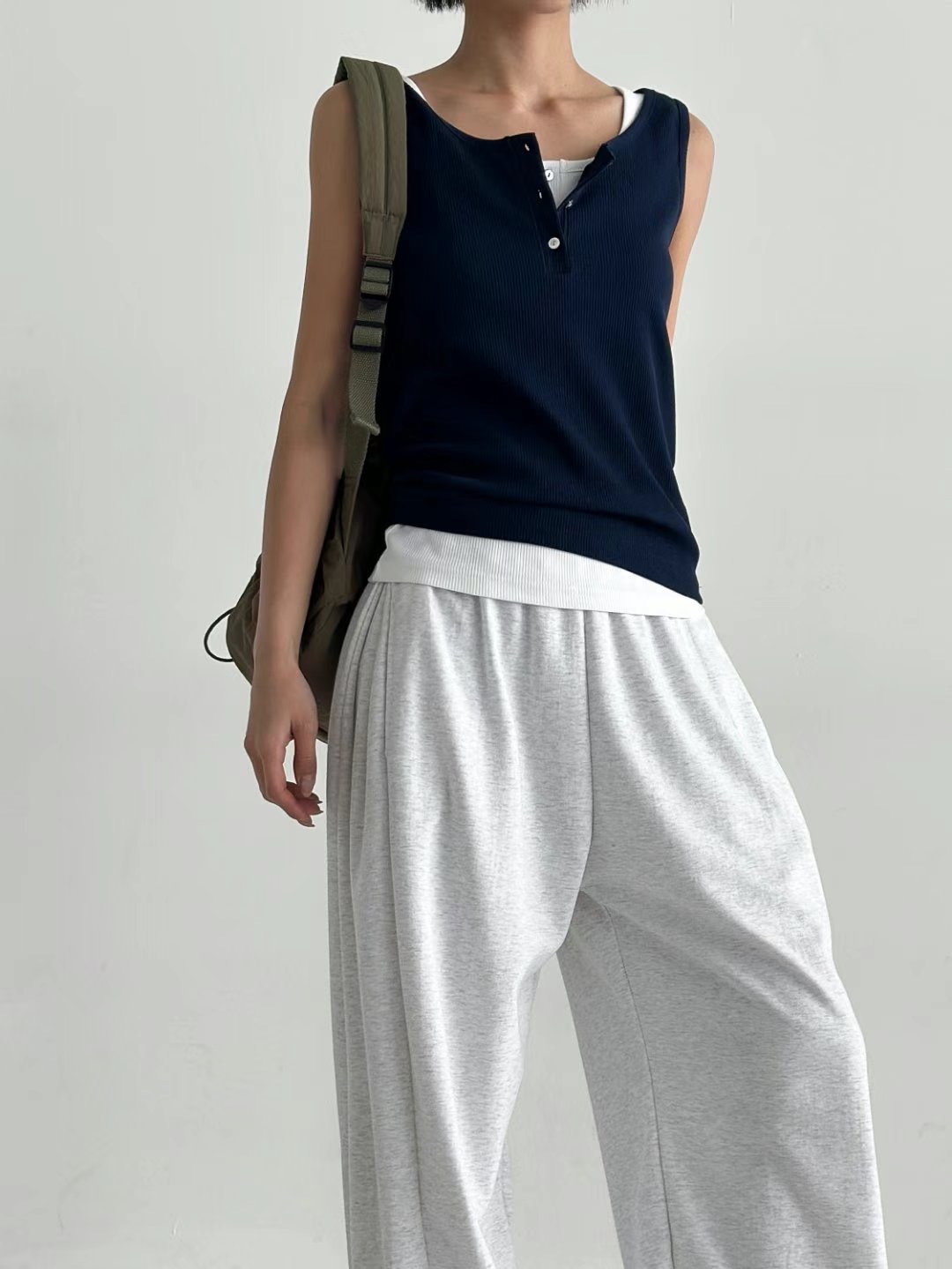 ALICE S CLOSET韓國㊣直郵東大門代購女裝新款推薦吊帶背心ALICE S CLOSET吊帶/背心