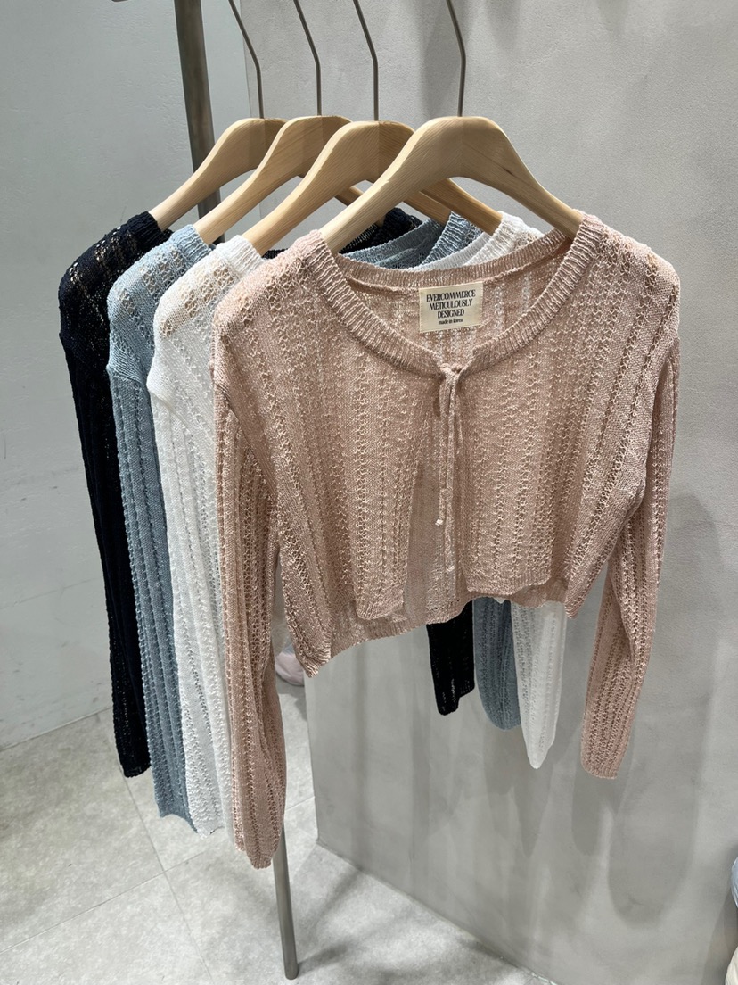 EVERCOMMERCE METICULOUSLY DESIGNED韓國㊣直郵東大門代購女裝新款人氣針織衫EVERCOMMERCE METICULOUSLY DESIGNED針織衫