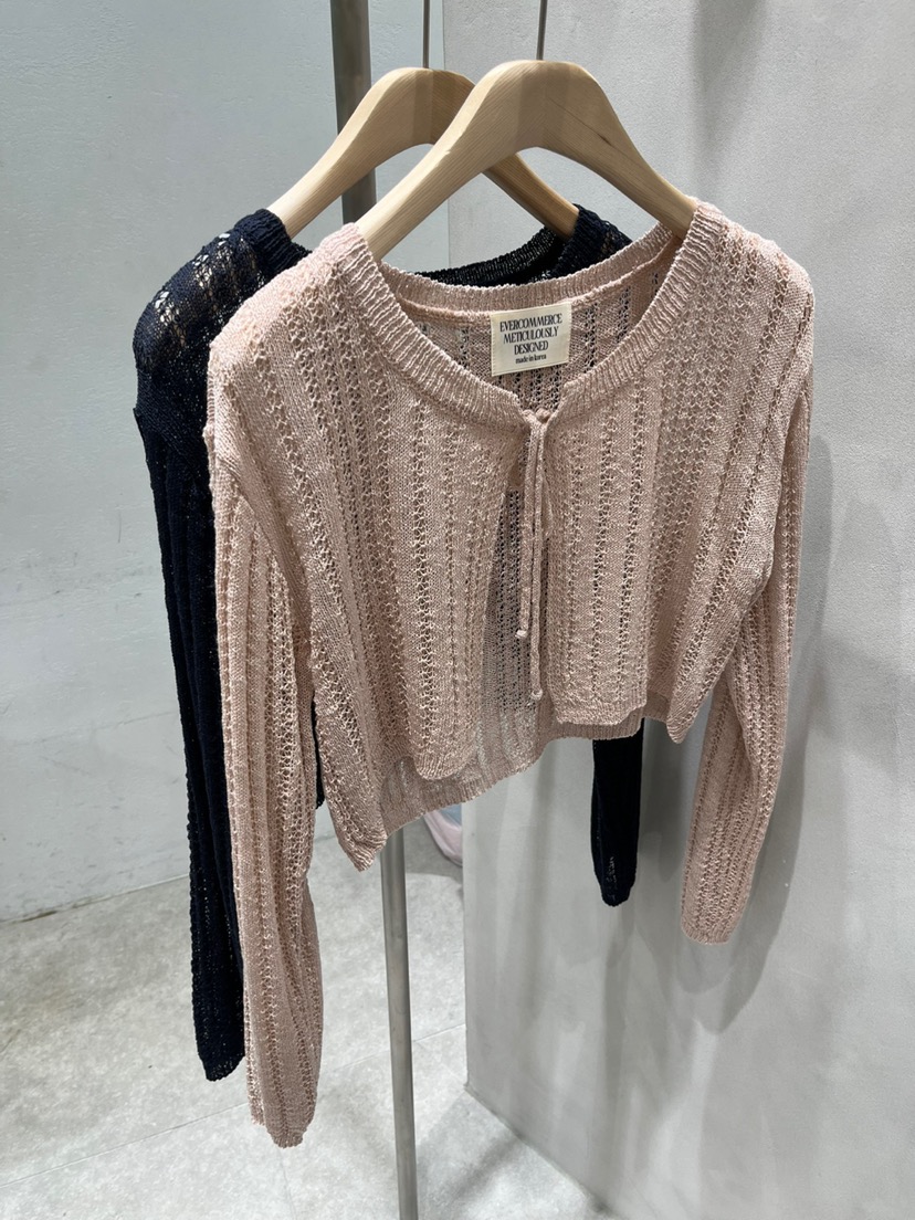 EVERCOMMERCE METICULOUSLY DESIGNED韓國㊣直郵東大門代購女裝新款人氣針織衫EVERCOMMERCE METICULOUSLY DESIGNED針織衫