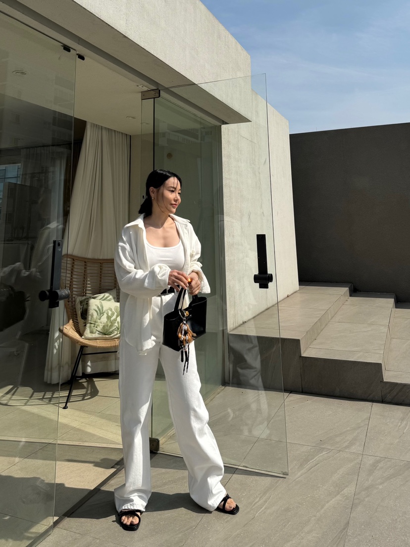 RIAH直郵韓國代購㊣女裝新品熱賣時尚25春夏人氣牛仔褲打折RIAH牛仔褲
